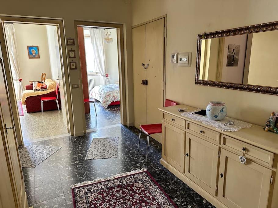 Appartamento Vicino Al Centro 皮斯托亚 外观 照片