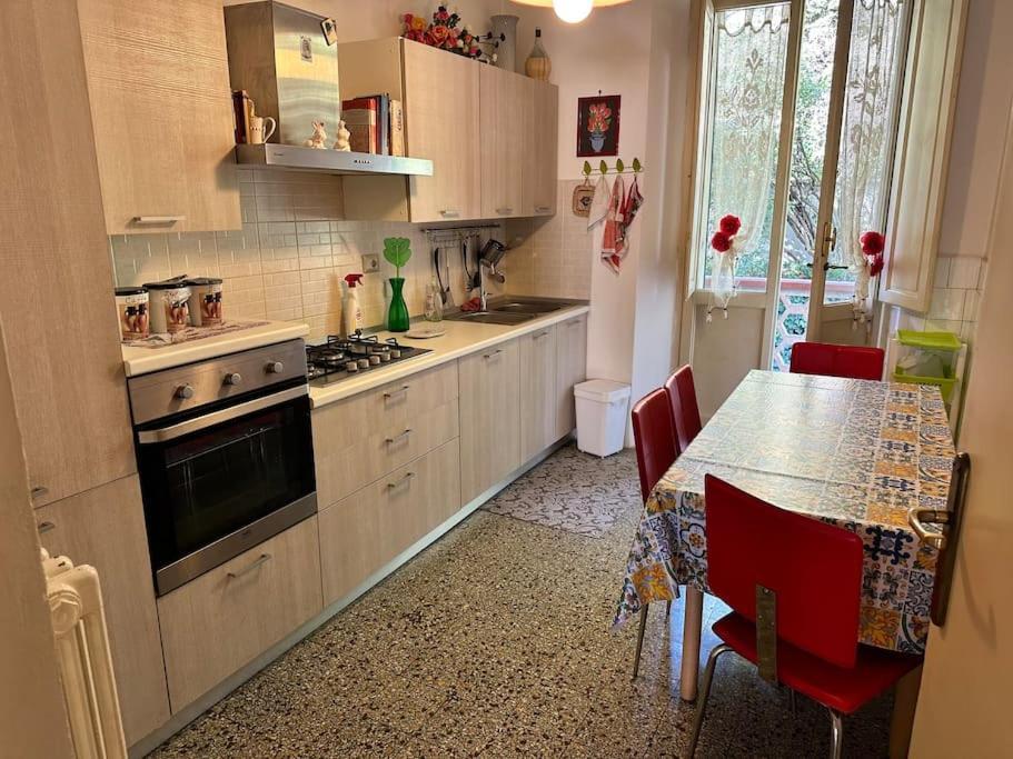 Appartamento Vicino Al Centro 皮斯托亚 外观 照片